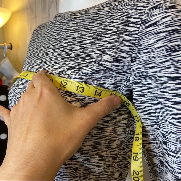 RARE Club Monaco marble crop long sleeve top XS - Picture 5 of 8